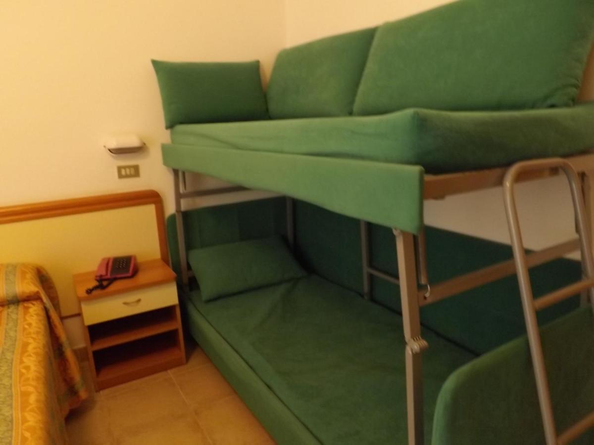 Hotel Thea Bellaria-Igea Marina Ngoại thất bức ảnh