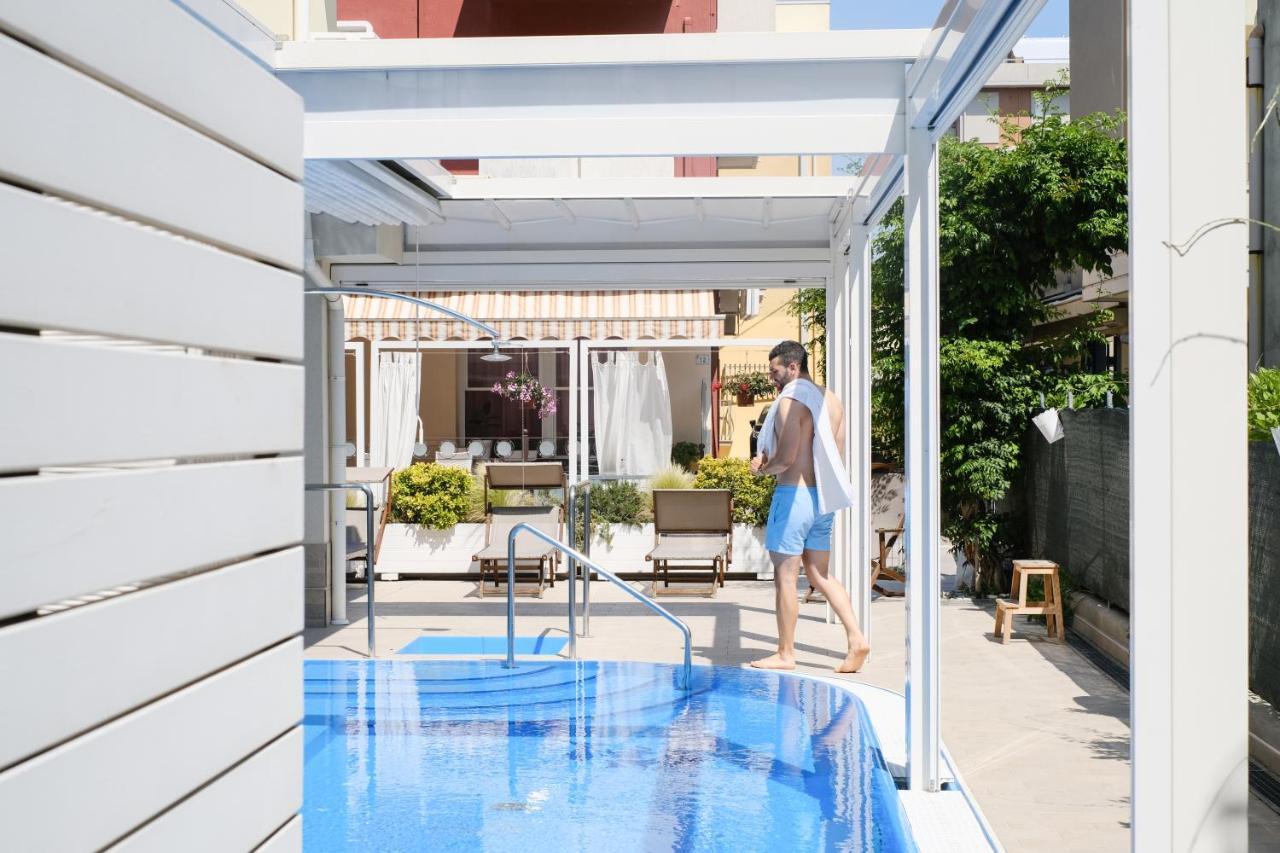 Hotel Thea Bellaria-Igea Marina Ngoại thất bức ảnh