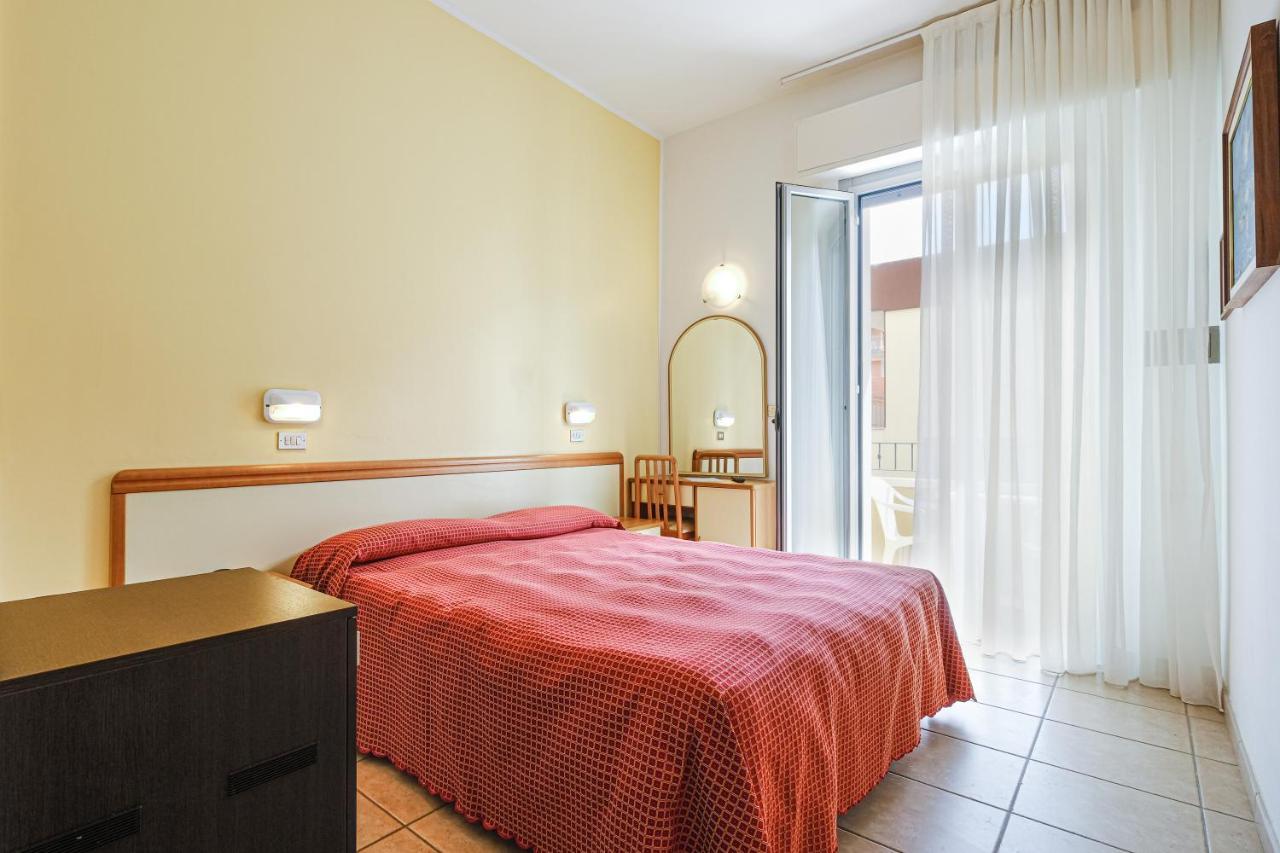 Hotel Thea Bellaria-Igea Marina Ngoại thất bức ảnh