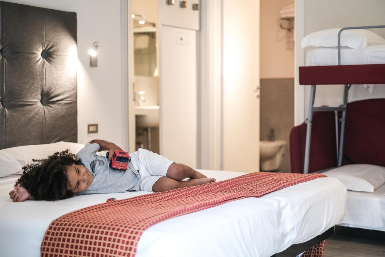 Hotel Thea Bellaria-Igea Marina Ngoại thất bức ảnh