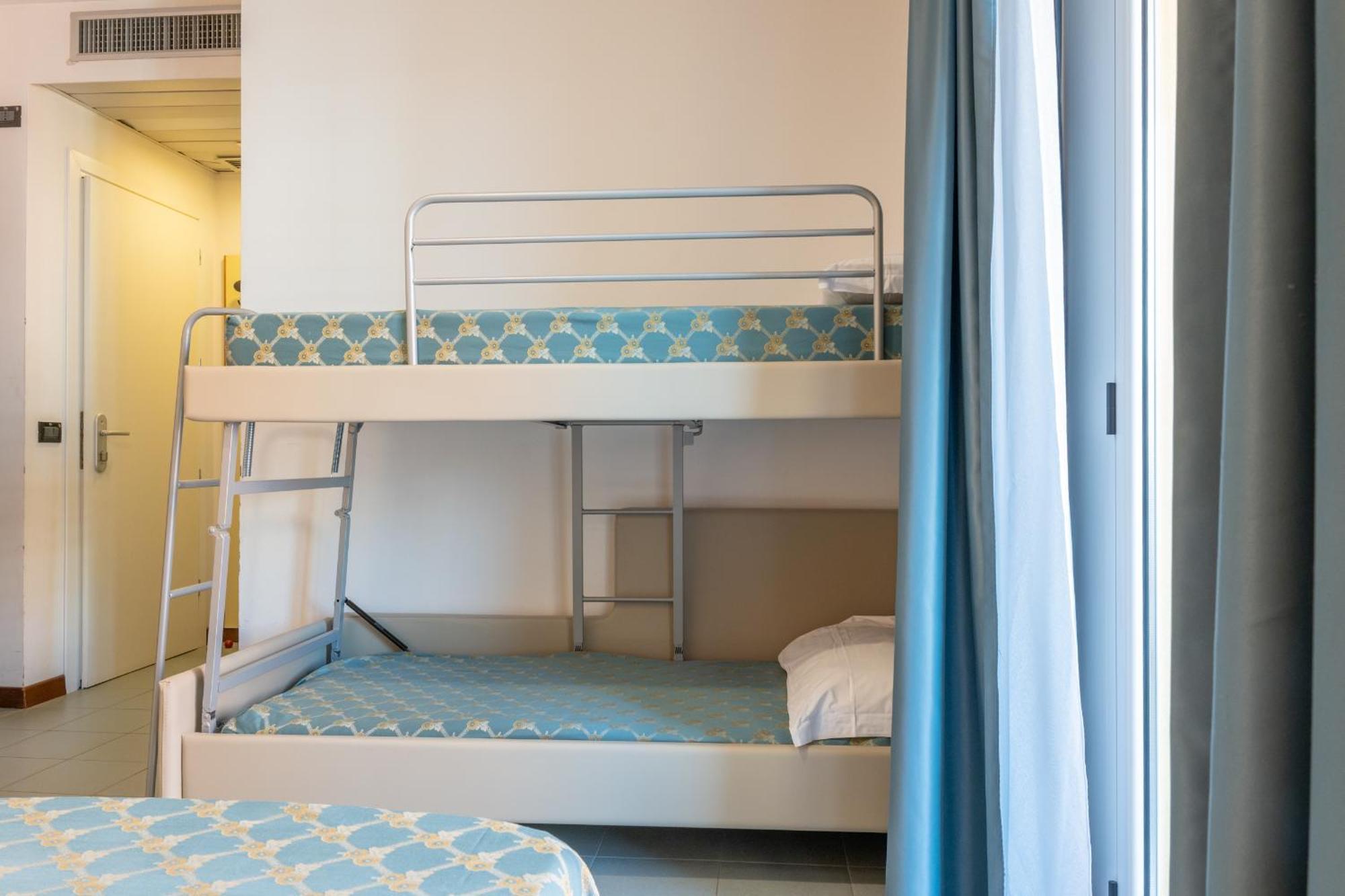 Hotel Thea Bellaria-Igea Marina Ngoại thất bức ảnh