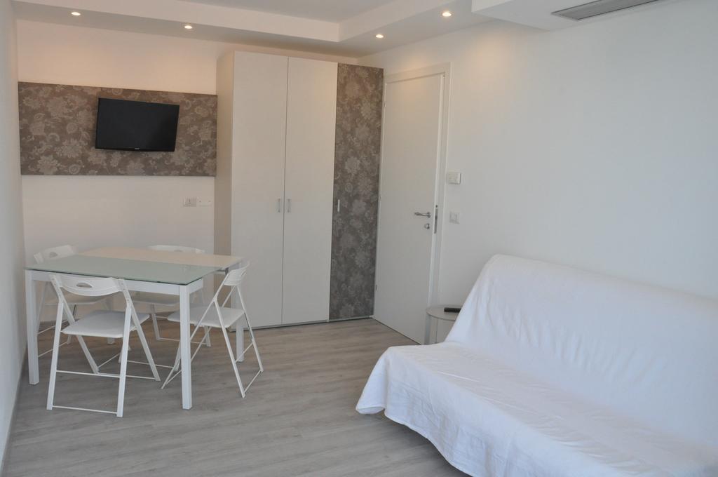 Hotel Thea Bellaria-Igea Marina Ngoại thất bức ảnh
